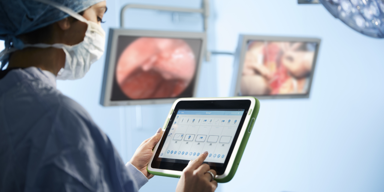 Brandon-Medical-Symposia-system-with-Entoli-HD-for-Integrated-operating-room