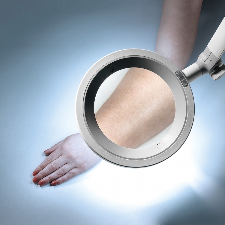 Optica LED Blue Light Magnifier