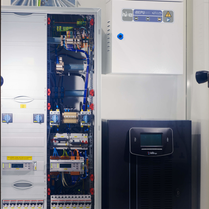 Brandon Medical Control and Power Supply range of products for Hospital: IPS UPS medical IT with blue sockets